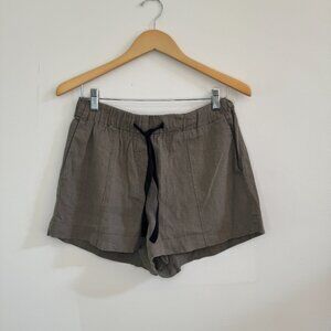 Aritzia / Babaton Linen Shorts